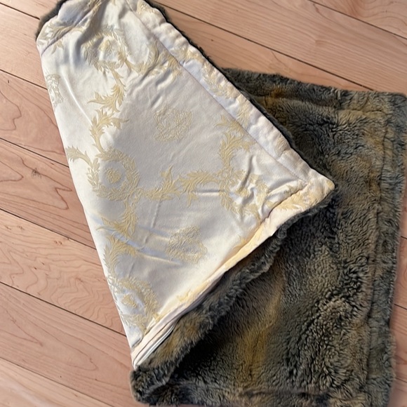 VERSACE HOME COLLECTION Decorative Pillow Fake Fur with a rip Size 24”x14” - Picture 10 of 12